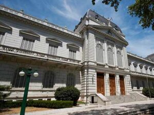 La Suprema Corte reiteró que los juzgados del AMBA deben respetar los turnos y las guardias mínimas presenciales