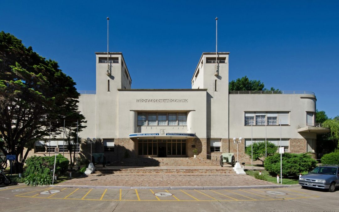 Rechazo a la venta de terrenos públicos