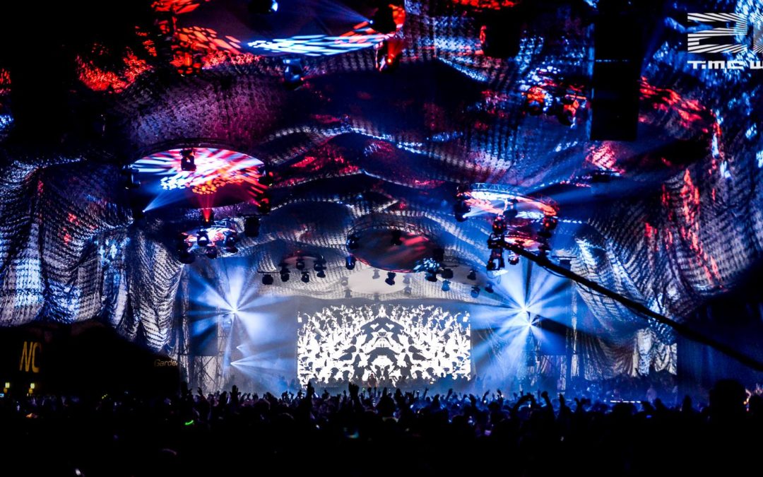 Time Warp: zona "liberada" y exceso de público