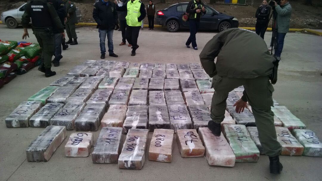 Incautan más de mil kilos de marihuana en Villarino