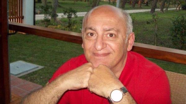 Un periodista se fugó con 500 mil dólares de 20 víctimas