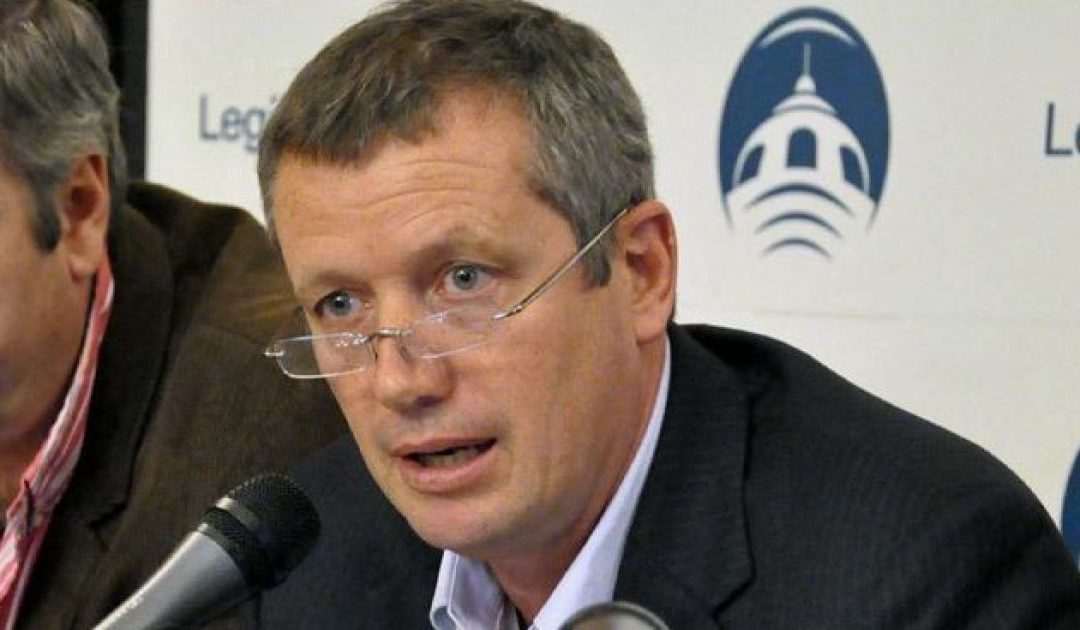 Monzó: "Hubo un exceso en creer que tenemos el mejor equipo"