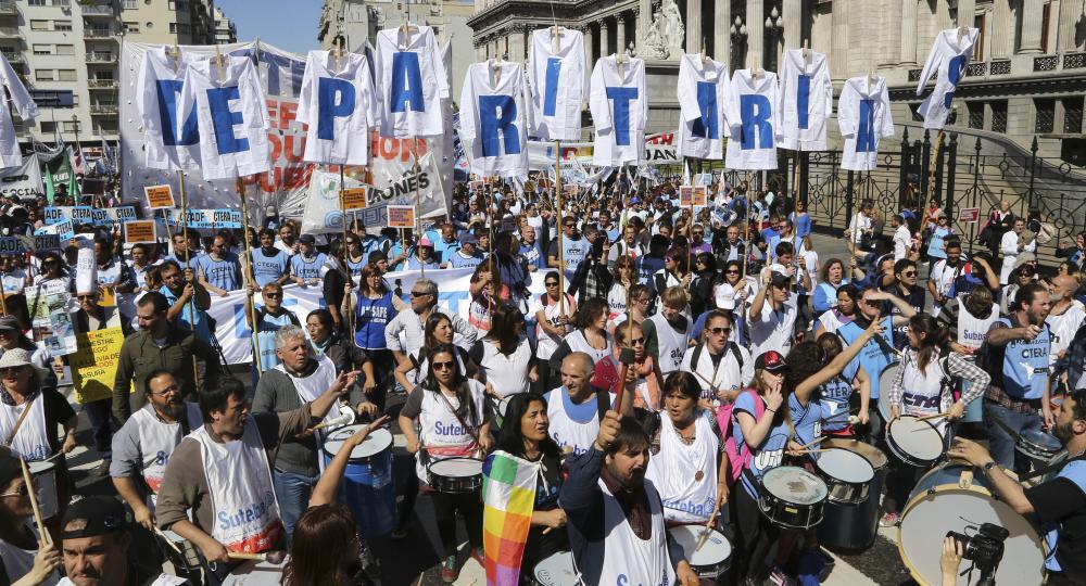 Revocan el fallo que obligaba a convocar a paritarias nacionales para docentes