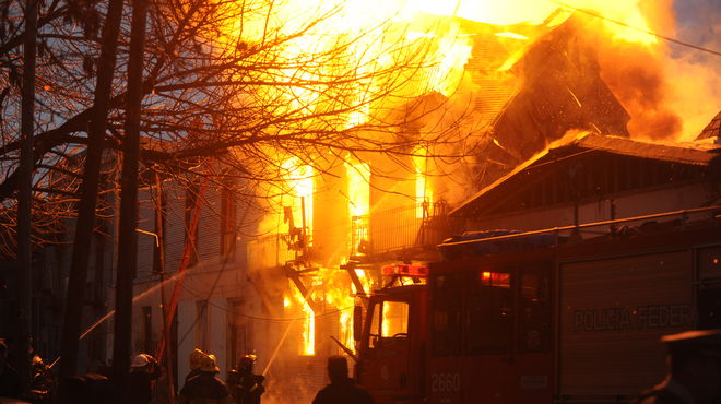 El GCBA deberá asistir a los afectados en el incendio del conventillo de La Boca