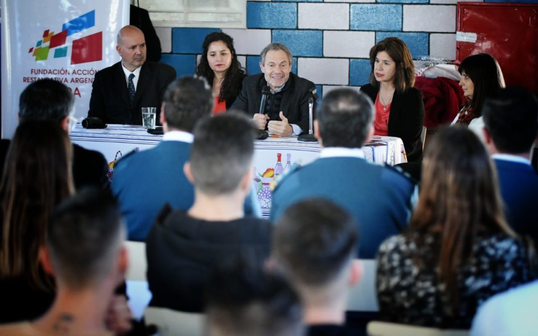 Ferrari: "Ustedes pueden cambiar su futuro"