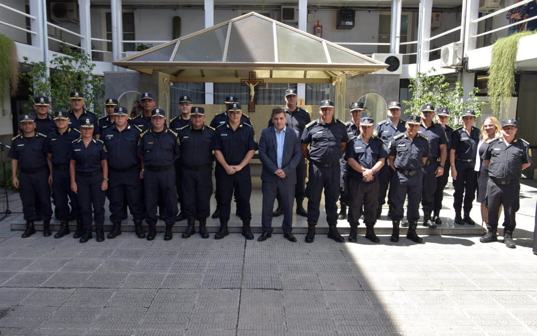 "Queremos una policía más capacitada para dar pelea a las mafias"