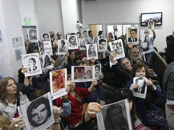 En un juicio en vivo, una víctima reconoció a su secuestrador que declaraba como testigo