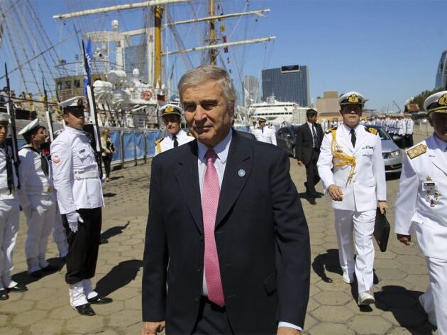 Denuncian a Oscar Aguad por dejar sin ART a los tripulantes del ARA San Juan