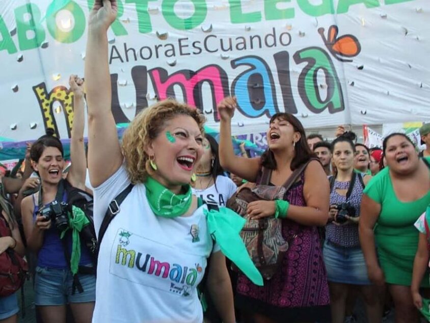 “Si vamos a la Justicia a pedir que juzguen a un femicida, la denuncia no puede dormir en un cajón”