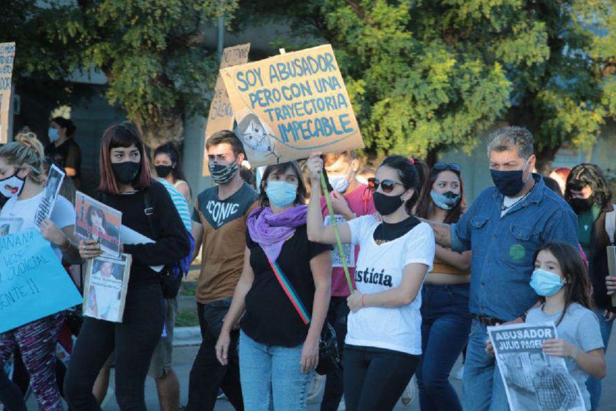 La Pampa: marcha contra una jueza que liberó un abogado condenado por abuso sexual