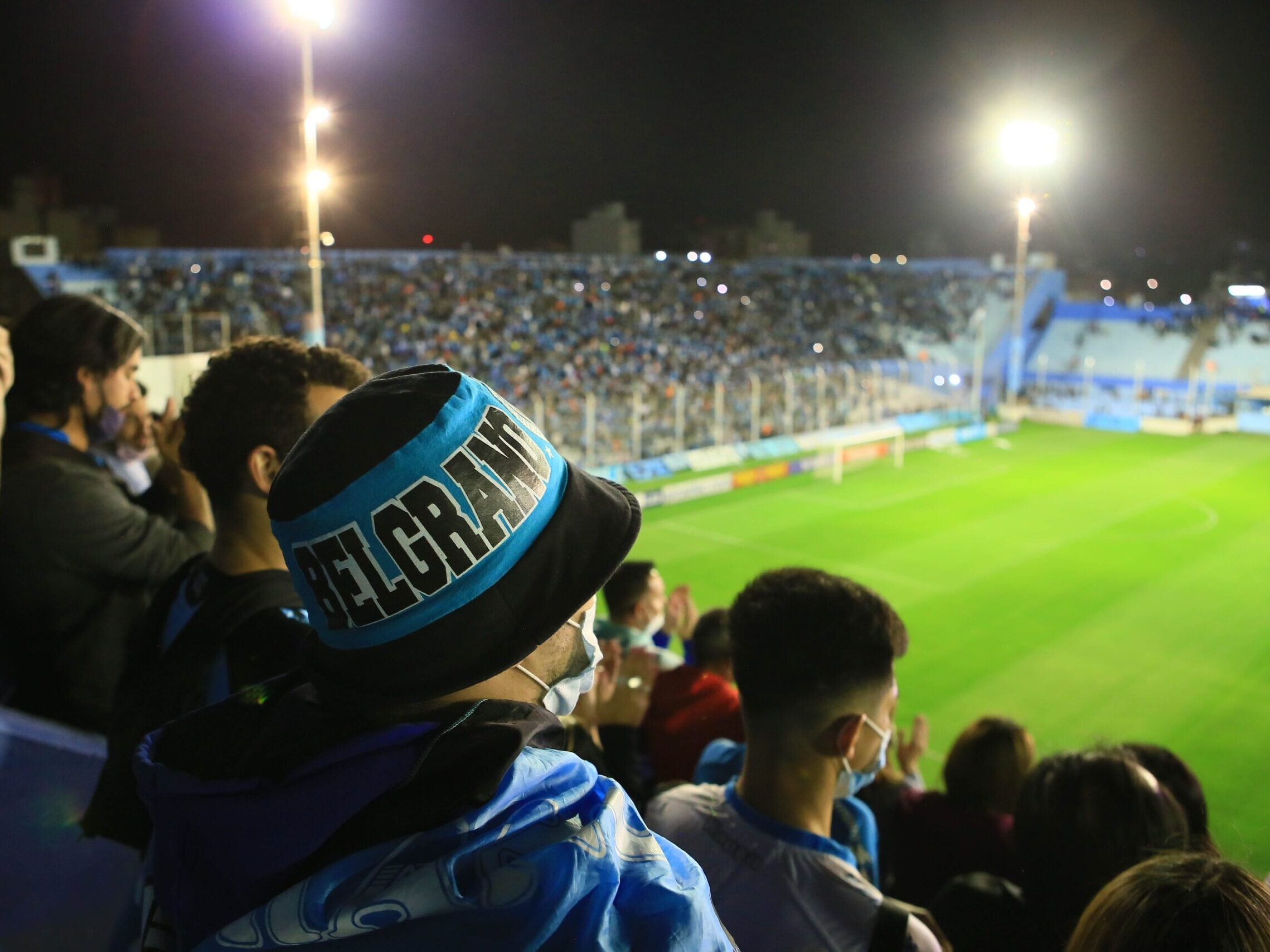 Córdoba: se le prohibió el ingreso al estadio de Belgrano a un hombre que no paga la cuota alimentaria
