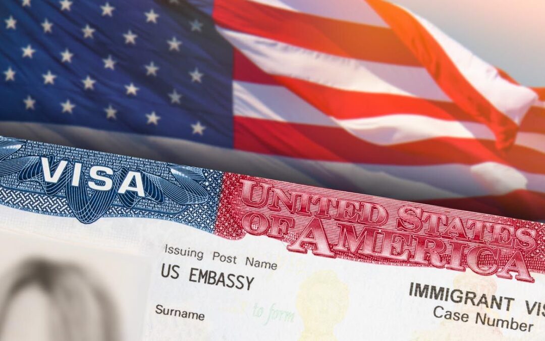 Estados Unidos le revocó la visa a una estudiante argentina por comentarios contra Charlie Kirk