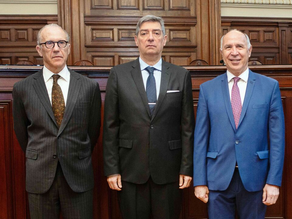 La Corte Suprema busca establecer un nuevo reglamento para la selección de jueces por concurso