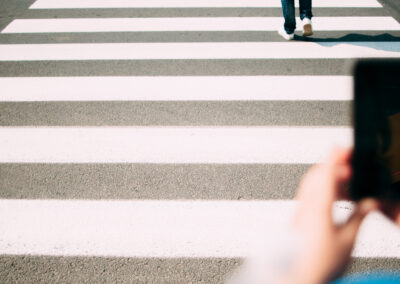 Fallo ejemplar | Ordenaron a un banco a devolver el dinero a un cliente luego de que le robaran el celular y le vaciaran las cuentas que tenía en la app oficial