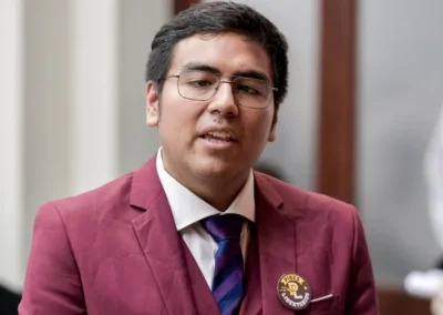 Suspendendieron en Salta a un concejal de La Libertad Avanza denunciado por violencia de género
