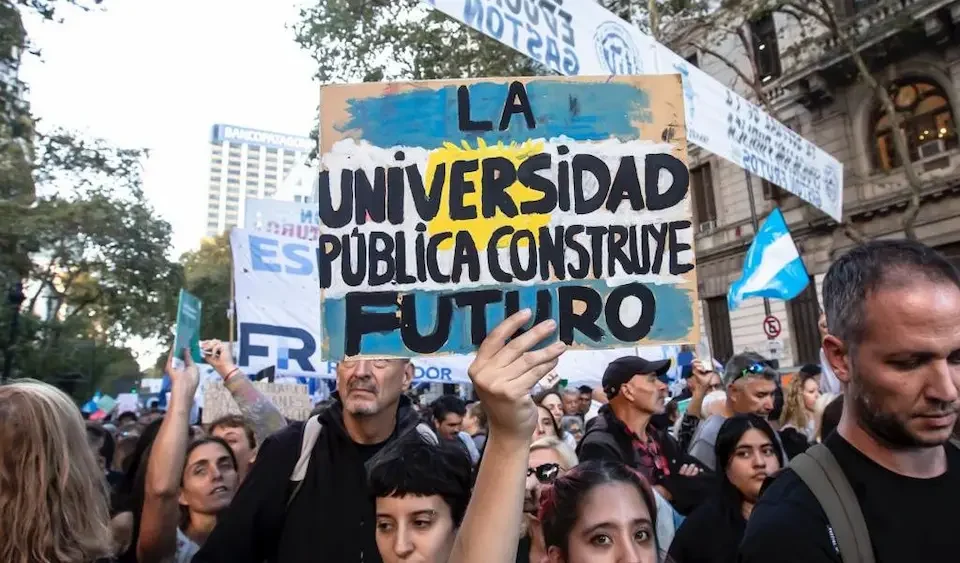 Marcha por el cumplimiento de la Ley de Financiamiento Universitario: “No es tu ley, no es mi ley, es nuestra ley, es la ley de todos”