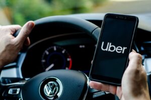 La Justicia porteña ordenó el registro profesional obligatorio para conductores de Uber, DiDi y Cabify