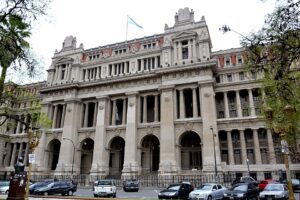 El caso Leiva y el lobby de la sospecha: el fallo que demuestra que el peligro no son las denuncias falsas, sino el desprecio judicial