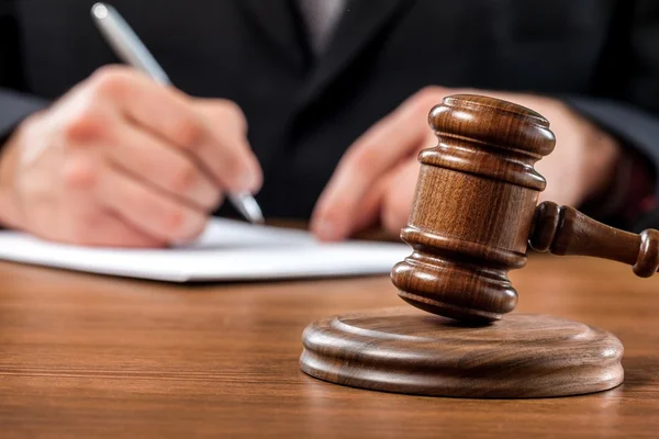 Precedente y Casación: la "tensión estructural" en la justicia argentina