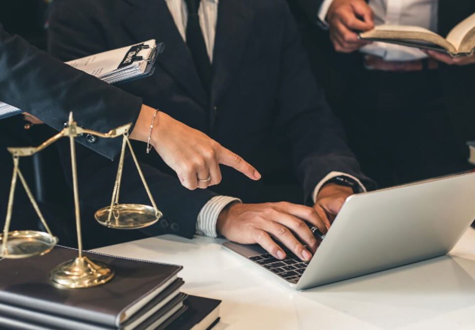 Más allá del expediente: la necesidad de una mirada interdisciplinaria en la justicia