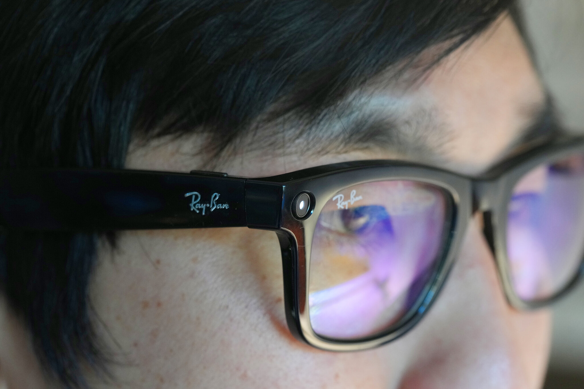 Los terceros invisibles de la inteligencia artificial: una lectura constitucional de los lentes inteligentes