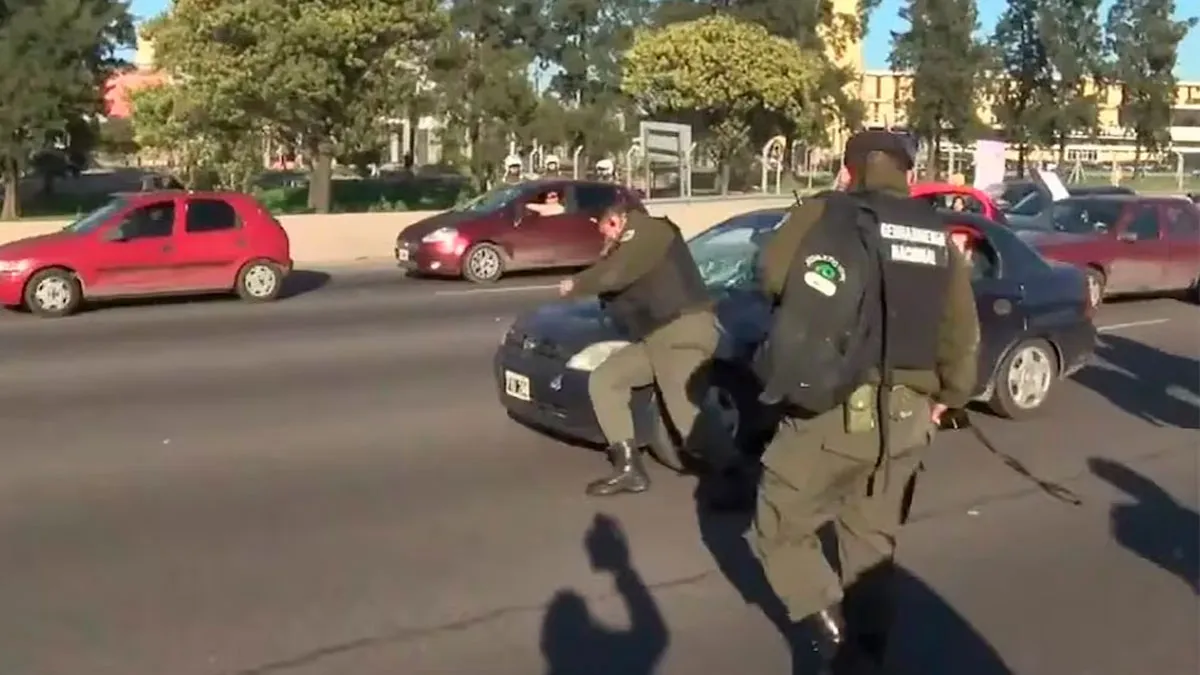 La Corte Suprema confirmó el juicio contra el “gendarme carancho” que se tiró contra un auto en Panamericana