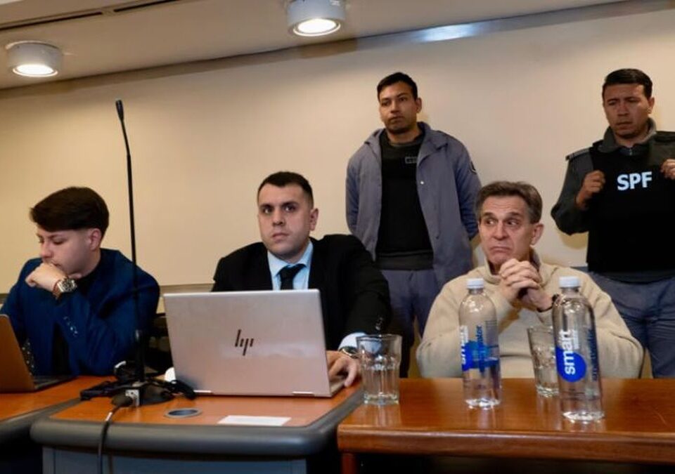 Comenzó el juicio a Aníbal Lotocki por la muerte de un paciente y por las lesiones gravísimas que sufrieron cinco mujeres